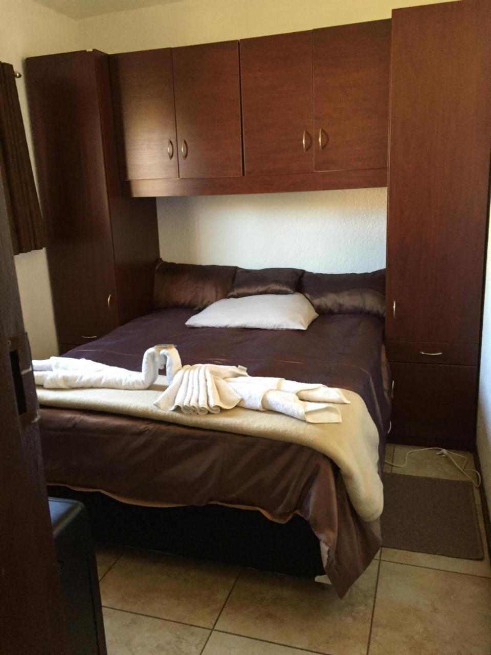 Eagle Crest Executive Lodge Edenvale Ngoại thất bức ảnh